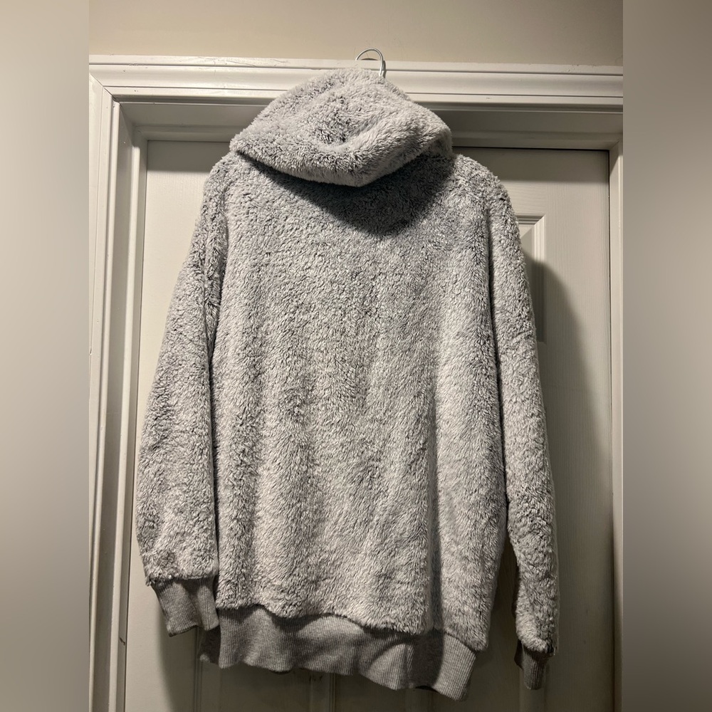 Aerie Women's Sherpa Sz Small “Oversized” Full Zip Hooded Jacket Gray Faux Fur - Picture 9 of 12